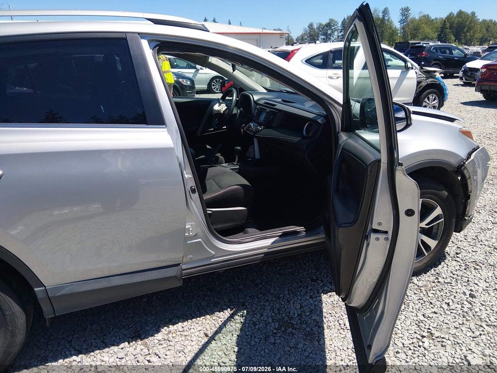 2T3RFREVXHW574255 2017 TOYOTA RAV4 photo no. 5