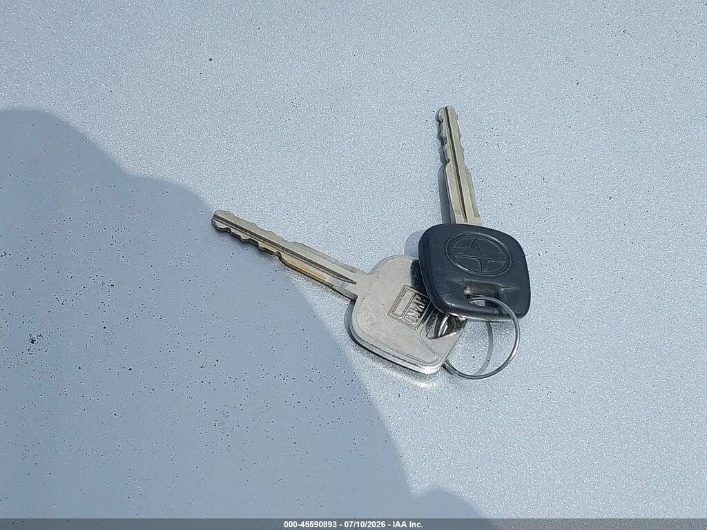 JTLKT324864107997 2006 SCION XB photo no. 11
