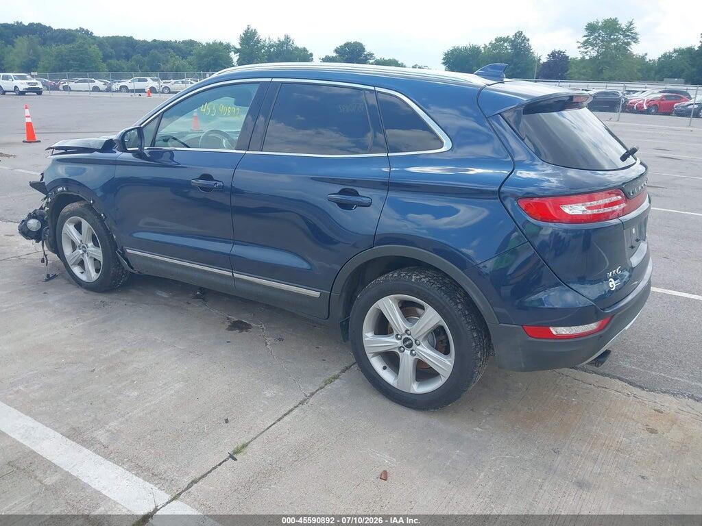 5LMCJ1D99HUL27275 2017 LINCOLN MKC photo no. 3