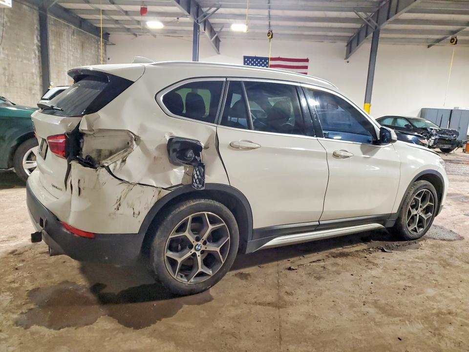 2018 BMW X1 XDRIVE28I — Фото 3 из 14