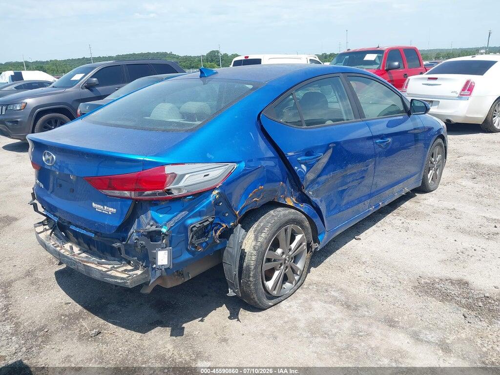5NPD84LF9JH256725 2018 HYUNDAI ELANTRA photo no. 4