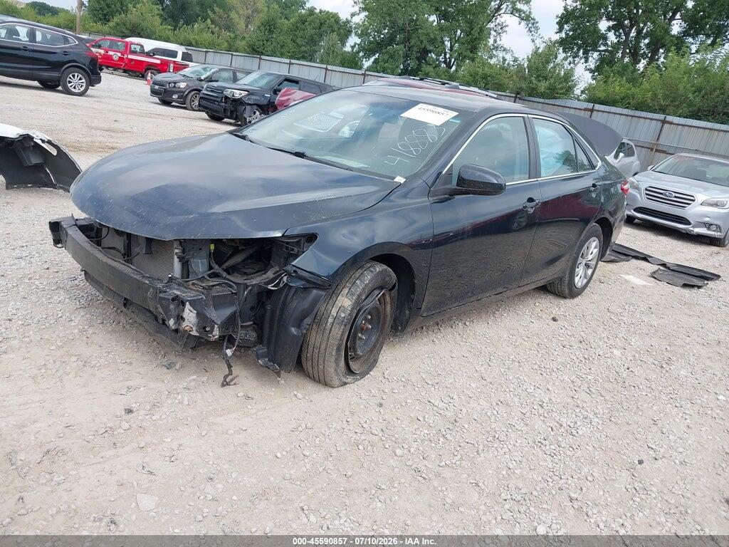 4T1BF1FK5HU418883 2017 TOYOTA CAMRY photo no. 2