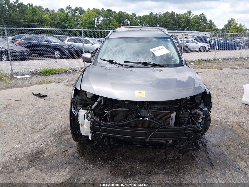 KNMAT2MV6HP618715 2017 NISSAN ROGUE photo no. 11