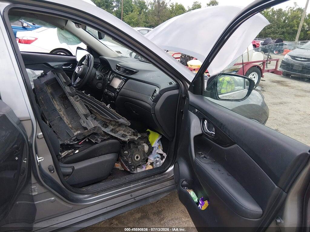 KNMAT2MV6HP618715 2017 NISSAN ROGUE photo no. 5