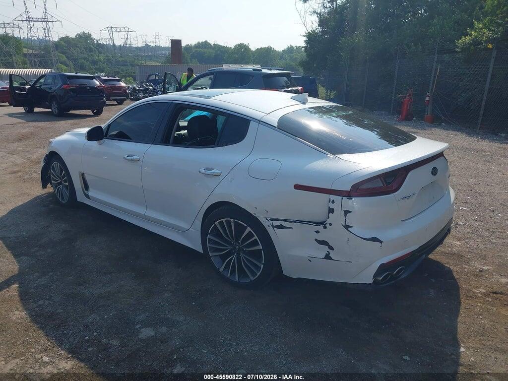 KNAE25LA3J6027478 2018 KIA STINGER photo no. 3