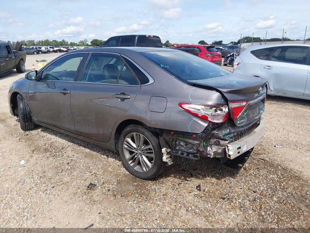 4T1BF1FKXHU641288 2017 TOYOTA CAMRY photo no. 3