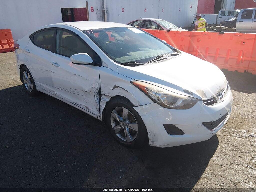 5NPDH4AE2DH369351 2013 HYUNDAI ELANTRA photo no. 1