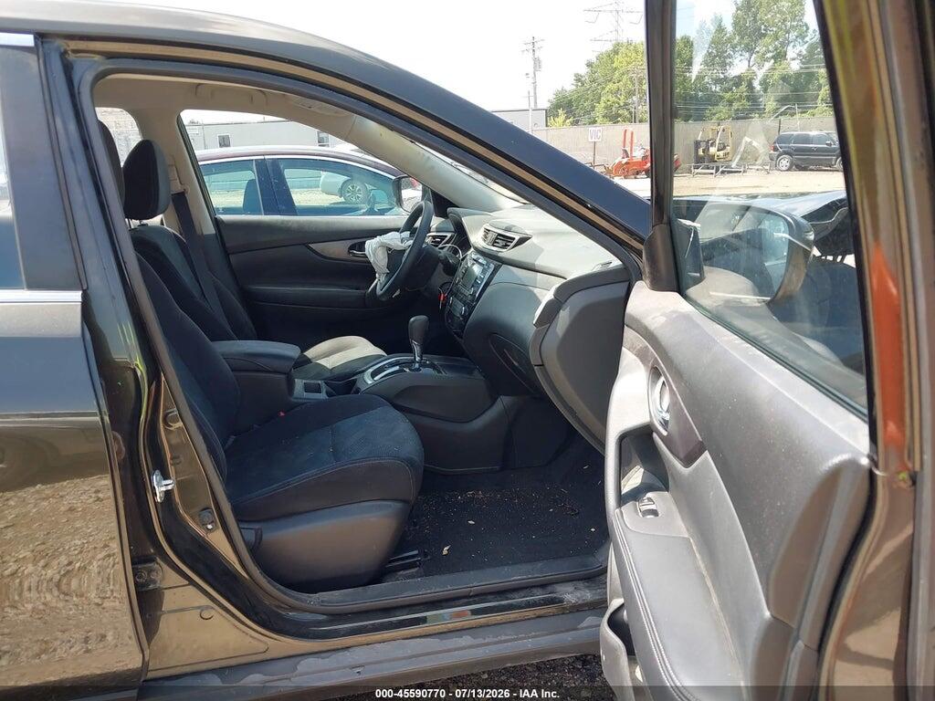 JN8AT2MT1GW015632 2016 NISSAN ROGUE photo no. 5