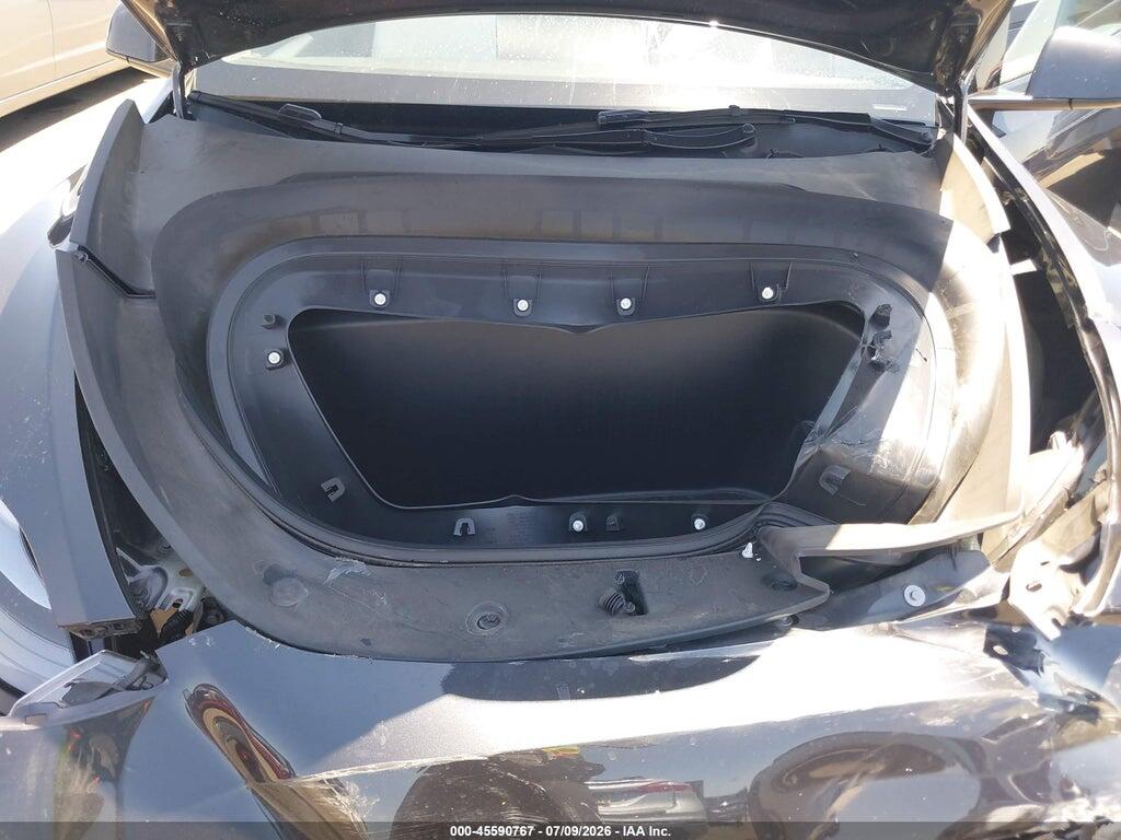 7SAYGDEF2SF311570 2025 TESLA MODEL Y photo no. 10