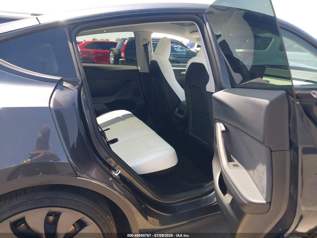 7SAYGDEF2SF311570 2025 TESLA MODEL Y photo no. 8