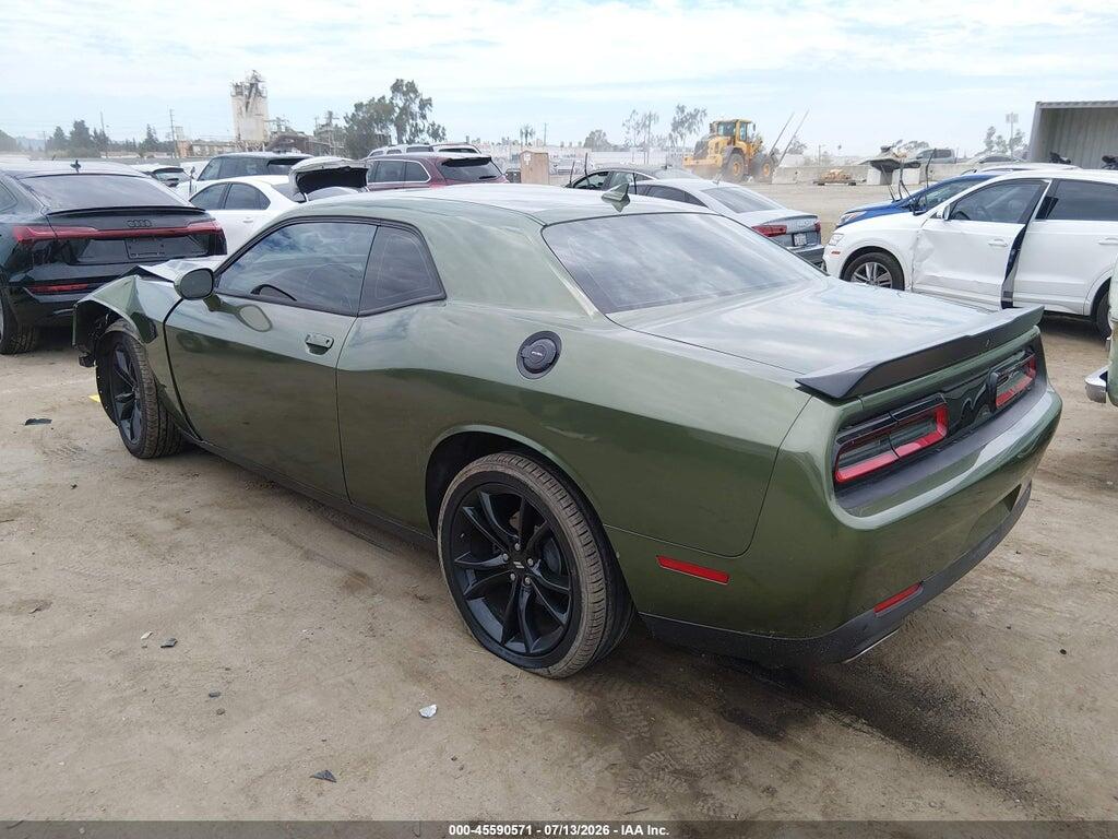 2C3CDZAGXJH334670 2018 DODGE CHALLENGER photo no. 3