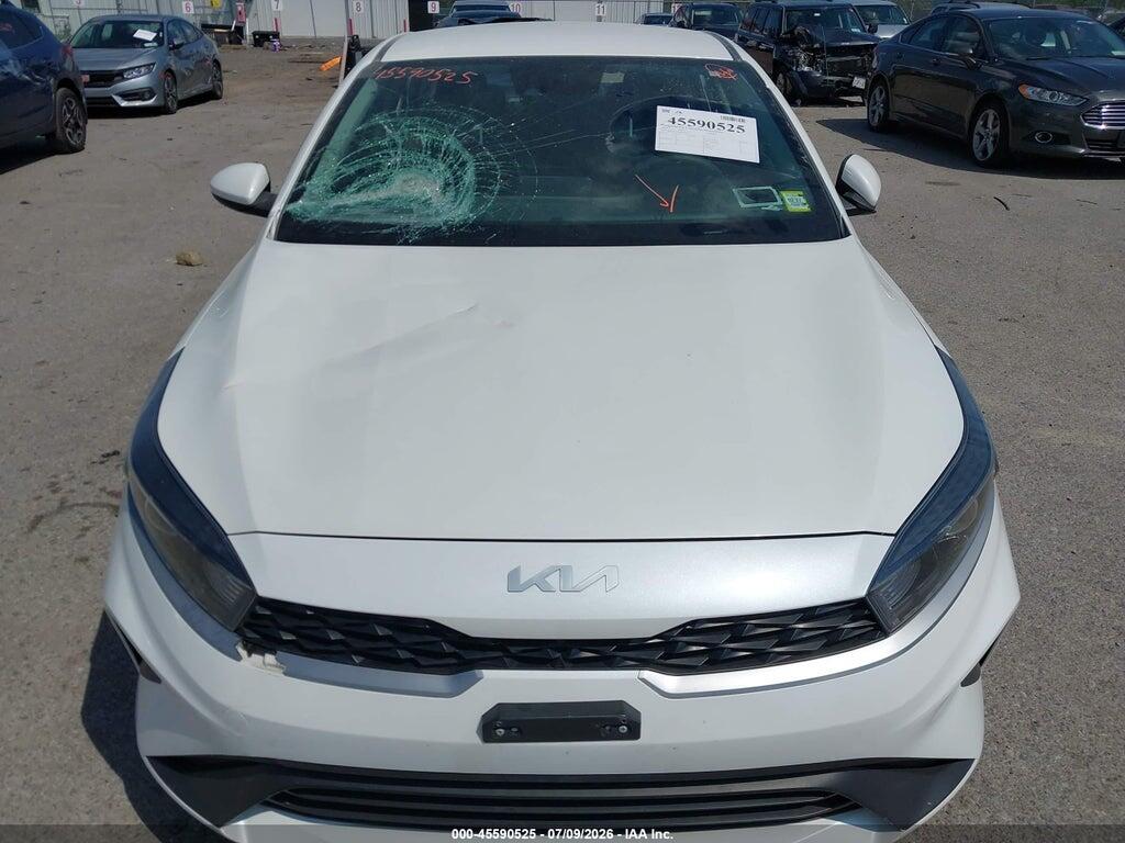 3KPF24AD5PE646374 2023 KIA FORTE photo no. 12