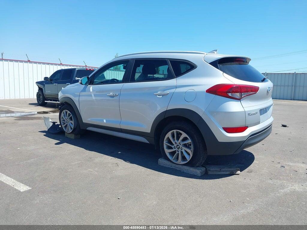 KM8J3CA43HU474152 2017 HYUNDAI TUCSON photo no. 3
