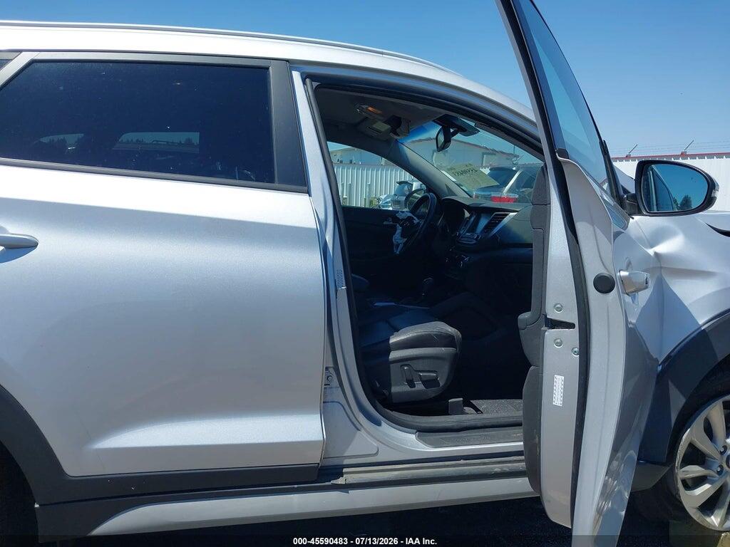 KM8J3CA43HU474152 2017 HYUNDAI TUCSON photo no. 5