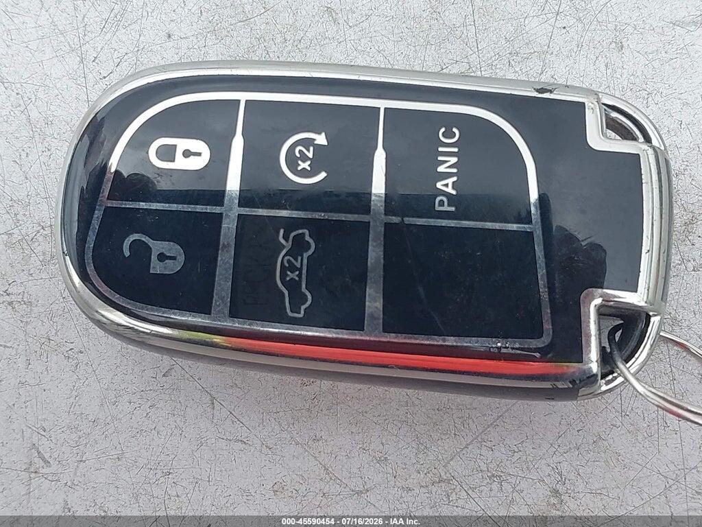 2C3CCABGXPH706939 2023 CHRYSLER 300 photo no. 11