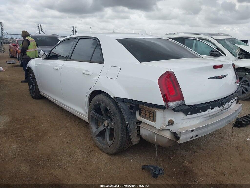 2C3CCABGXPH706939 2023 CHRYSLER 300 photo no. 3
