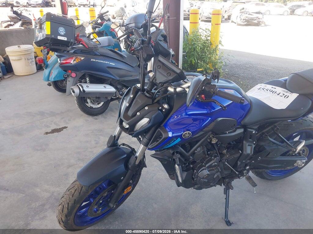 JYARM32EXRA008955 2024 YAMAHA MT07 photo no. 2