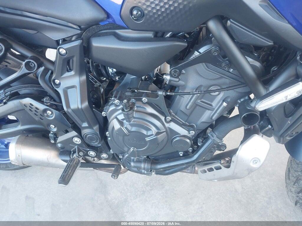 JYARM32EXRA008955 2024 YAMAHA MT07 photo no. 8
