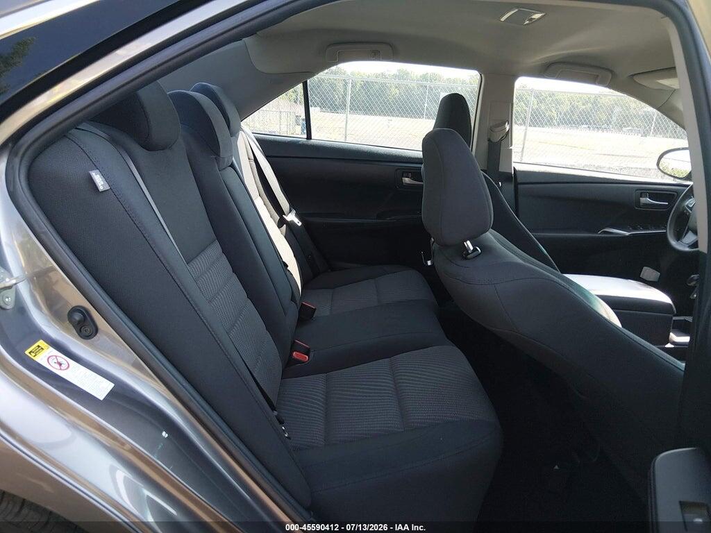 4T1BF1FK7HU324939 2017 TOYOTA CAMRY photo no. 8