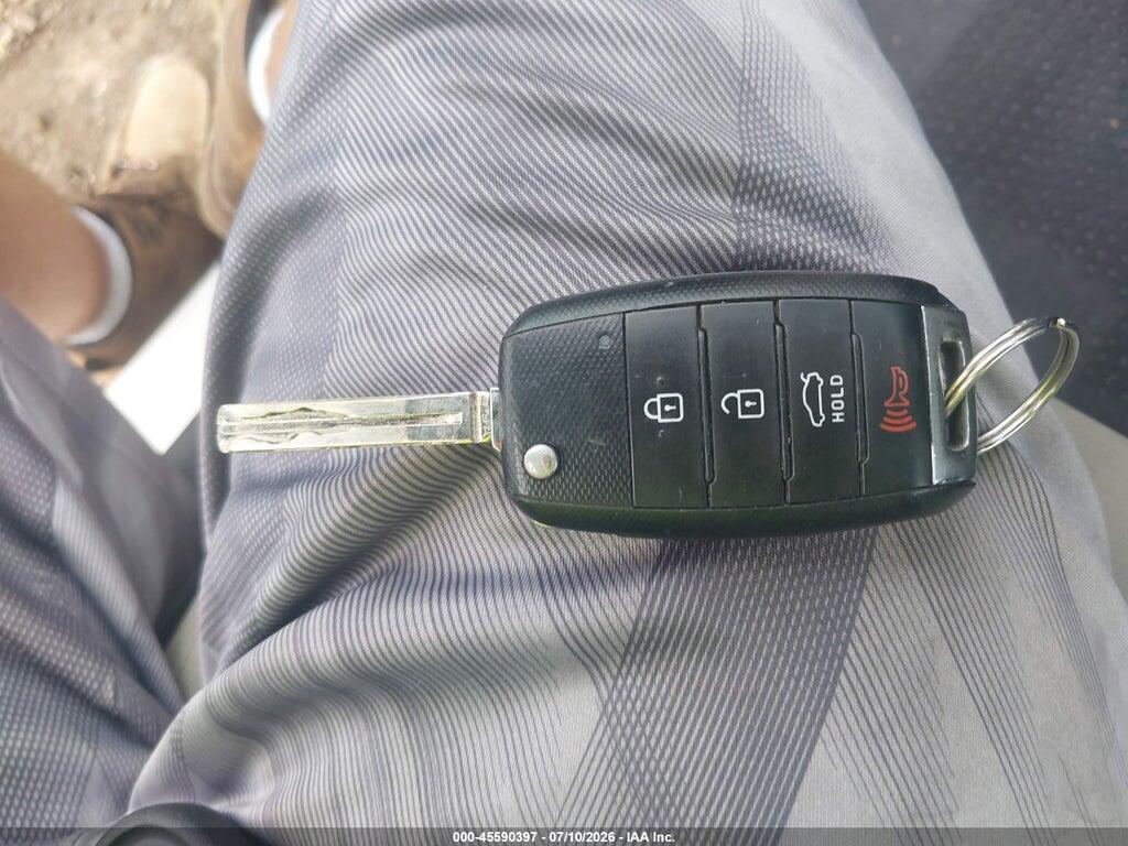 KNADM4A36G6659453 2016 KIA RIO photo no. 11