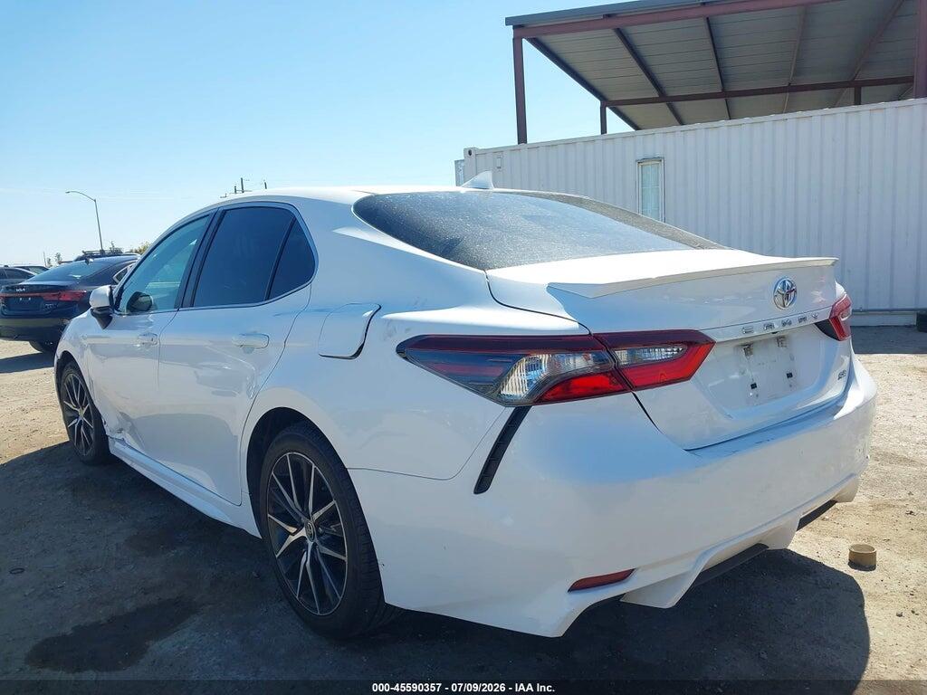 4T1G11AK5MU410076 2021 TOYOTA CAMRY photo no. 3