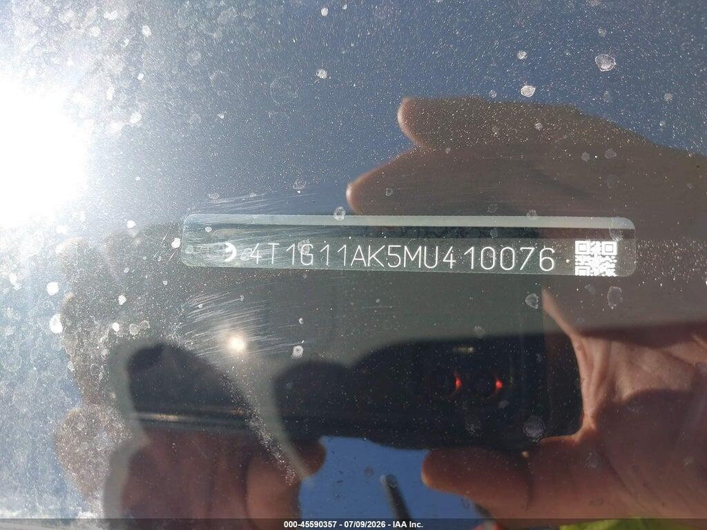 4T1G11AK5MU410076 2021 TOYOTA CAMRY photo no. 9