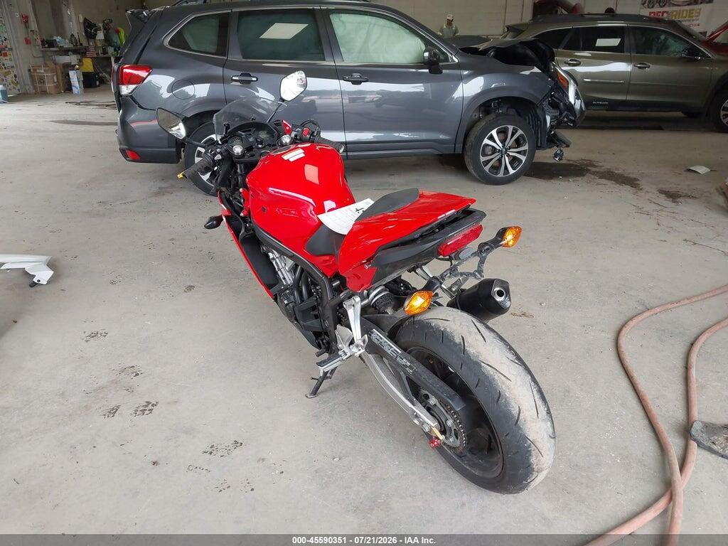 MLHRC7400E5001223 2014 HONDA CBR650 photo no. 3