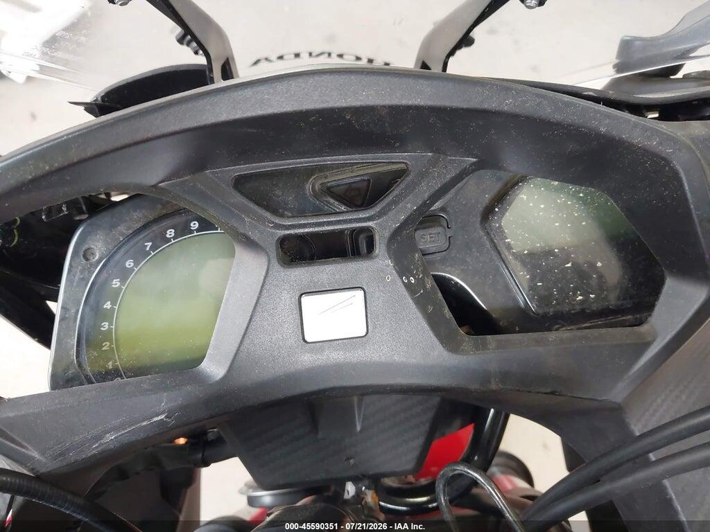 MLHRC7400E5001223 2014 HONDA CBR650 photo no. 7