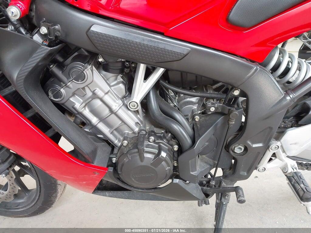 MLHRC7400E5001223 2014 HONDA CBR650 photo no. 9