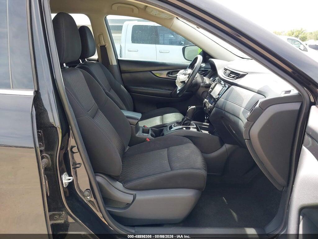 KNMAT2MT0HP527616 2017 NISSAN ROGUE photo no. 5
