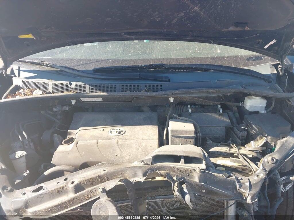 5TDKK3DC8BS079233 2011 TOYOTA SIENNA photo no. 10