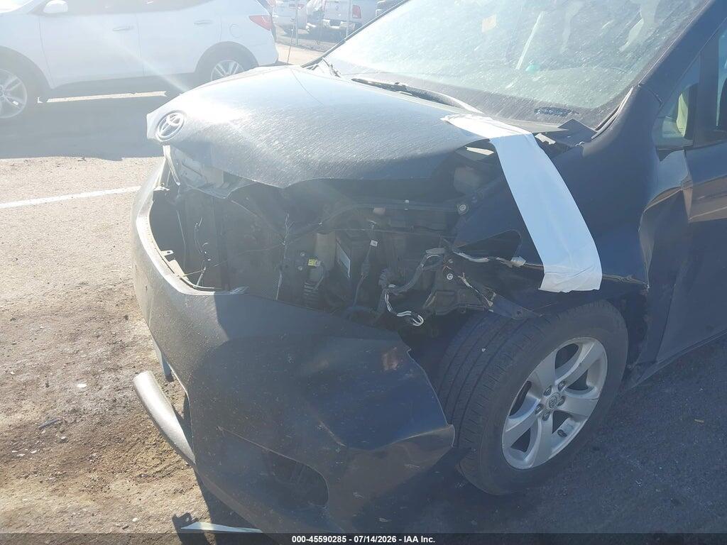 5TDKK3DC8BS079233 2011 TOYOTA SIENNA photo no. 6