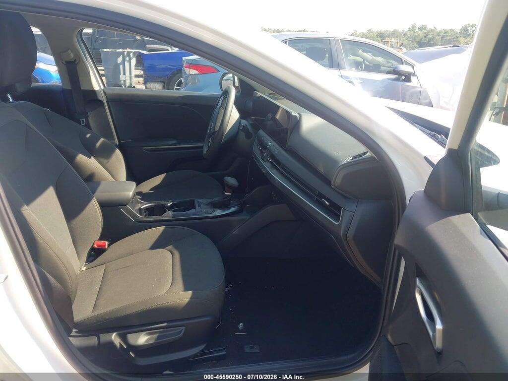 3KPFT4DE1TE296916 2026 KIA K4 photo no. 5