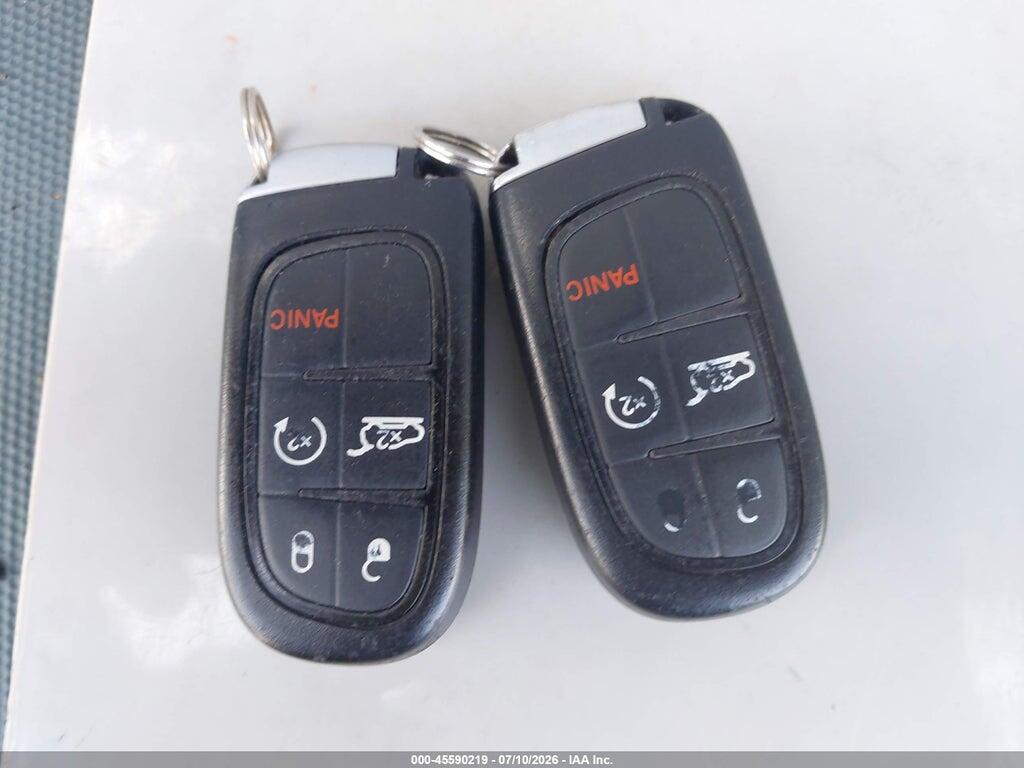 1C4PJMDX3KD423998 2019 JEEP CHEROKEE photo no. 11