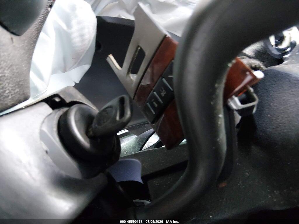 1GNMCBE36AR129856 2010 CHEVROLET TAHOE photo no. 11