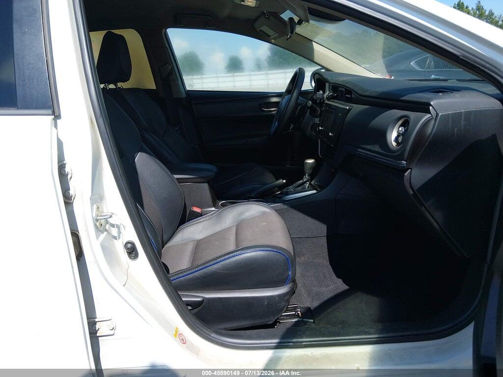5YFBURHEXHP736821 2017 TOYOTA COROLLA photo no. 5
