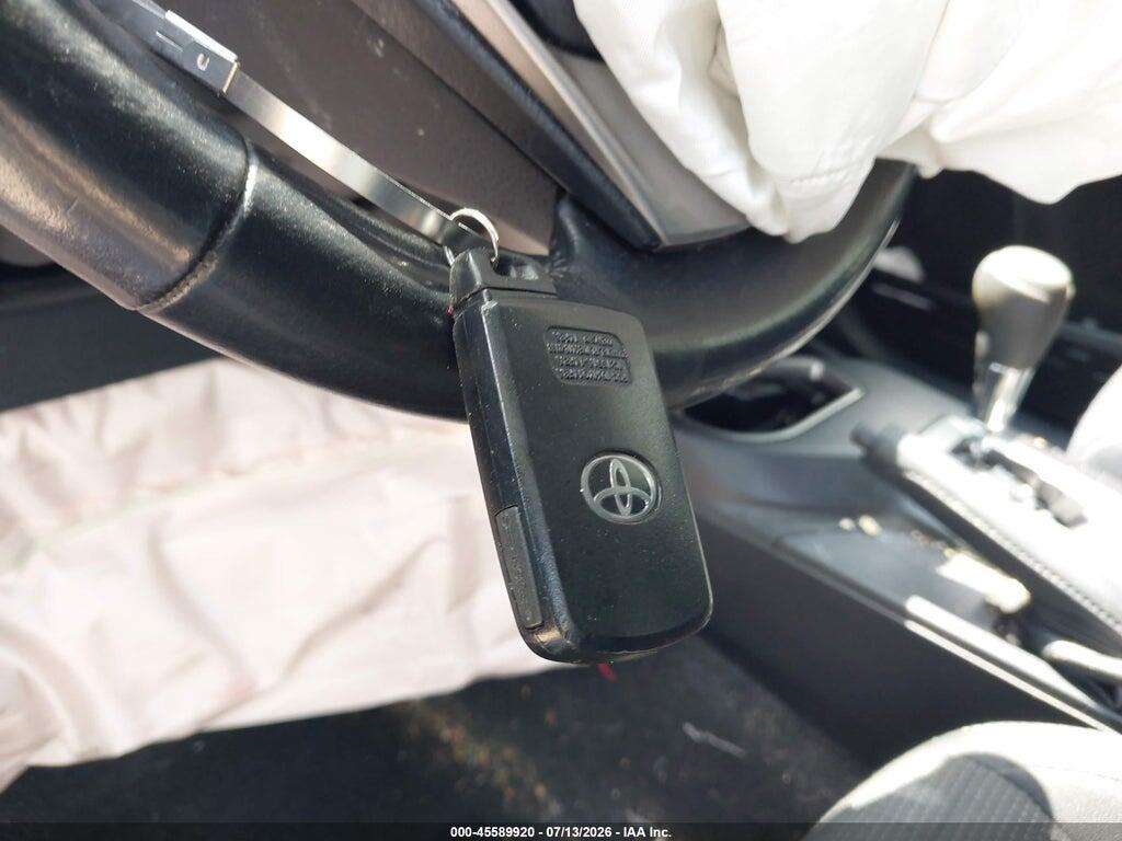 JTMRFREV1JJ190014 2018 TOYOTA RAV4 photo no. 11