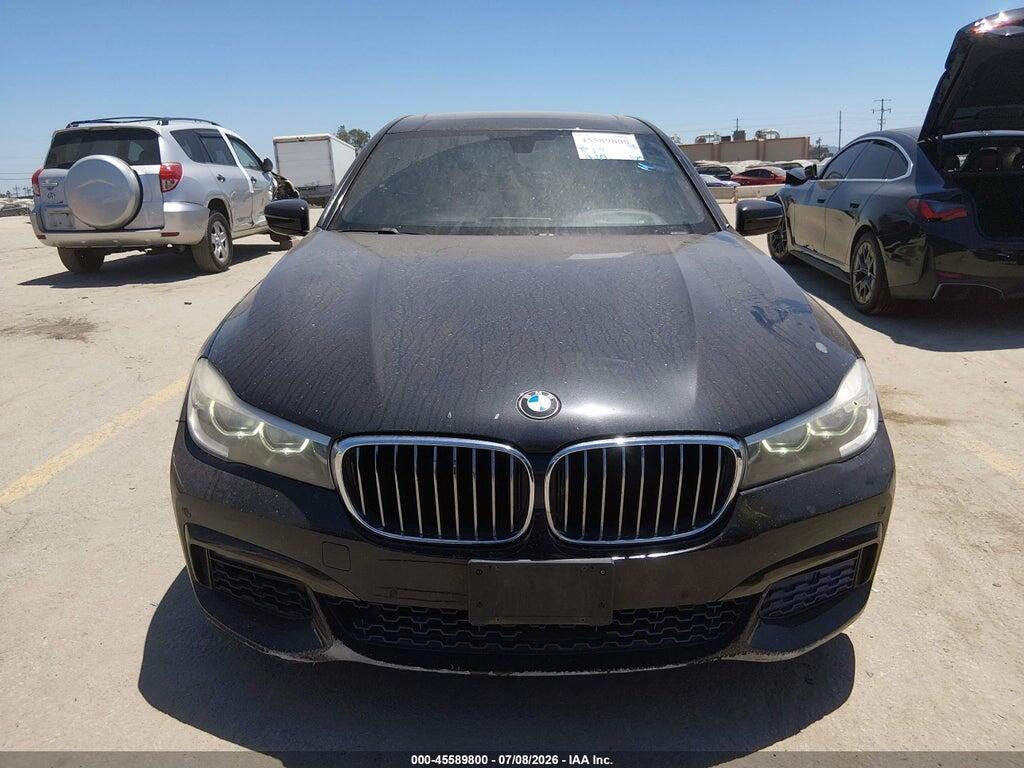 WBA7E2C55HG739285 2017 BMW 740I photo no. 12