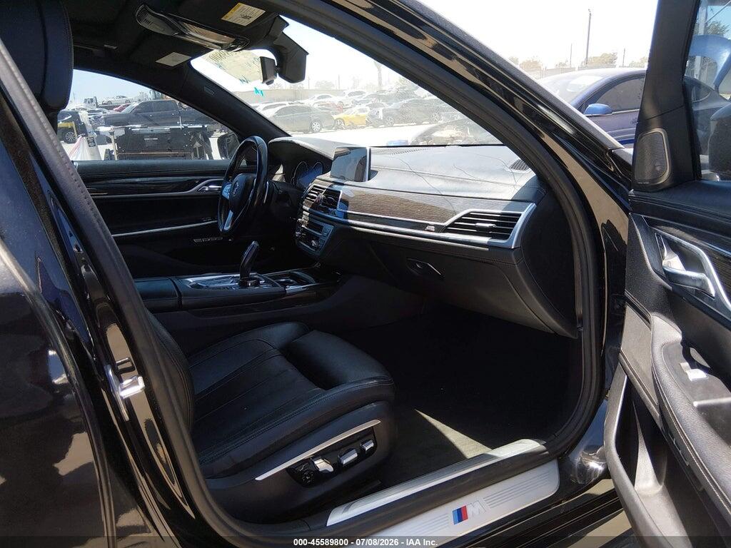 WBA7E2C55HG739285 2017 BMW 740I photo no. 5