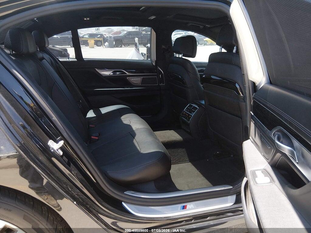 WBA7E2C55HG739285 2017 BMW 740I photo no. 8