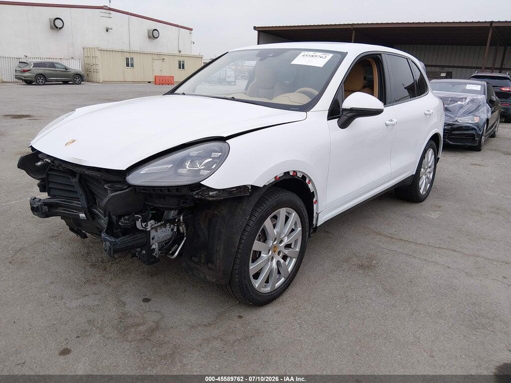 WP1AA2A23HKA81071 2017 PORSCHE CAYENNE photo no. 2