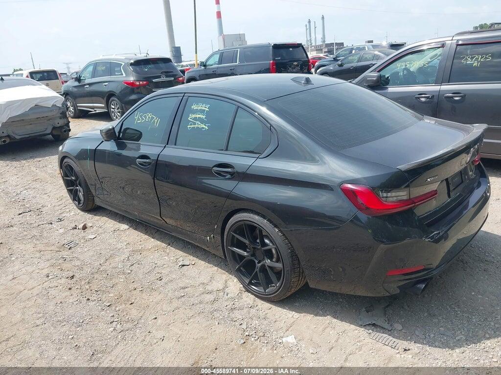 3MW89FF06P8D54069 2023 BMW 330I photo no. 3