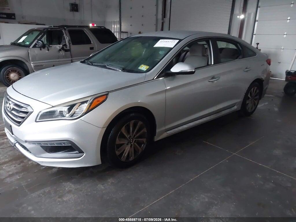 5NPE34AF3FH076704 2015 HYUNDAI SONATA photo no. 2