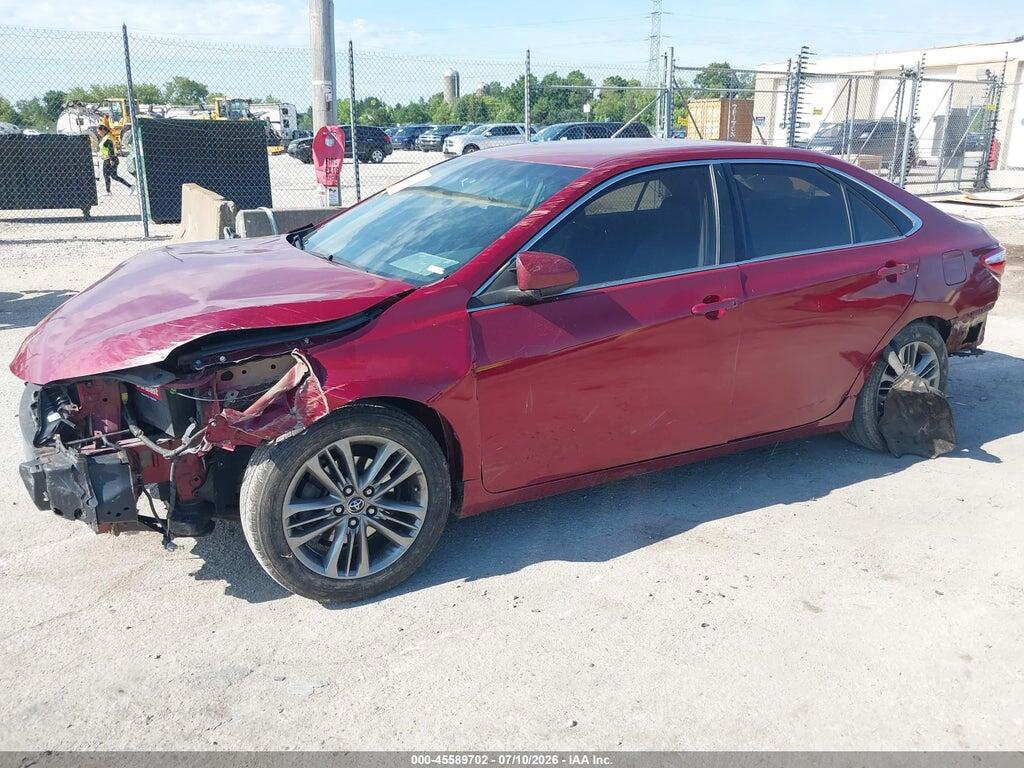 4T1BF1FK0FU962303 2015 TOYOTA CAMRY photo no. 2