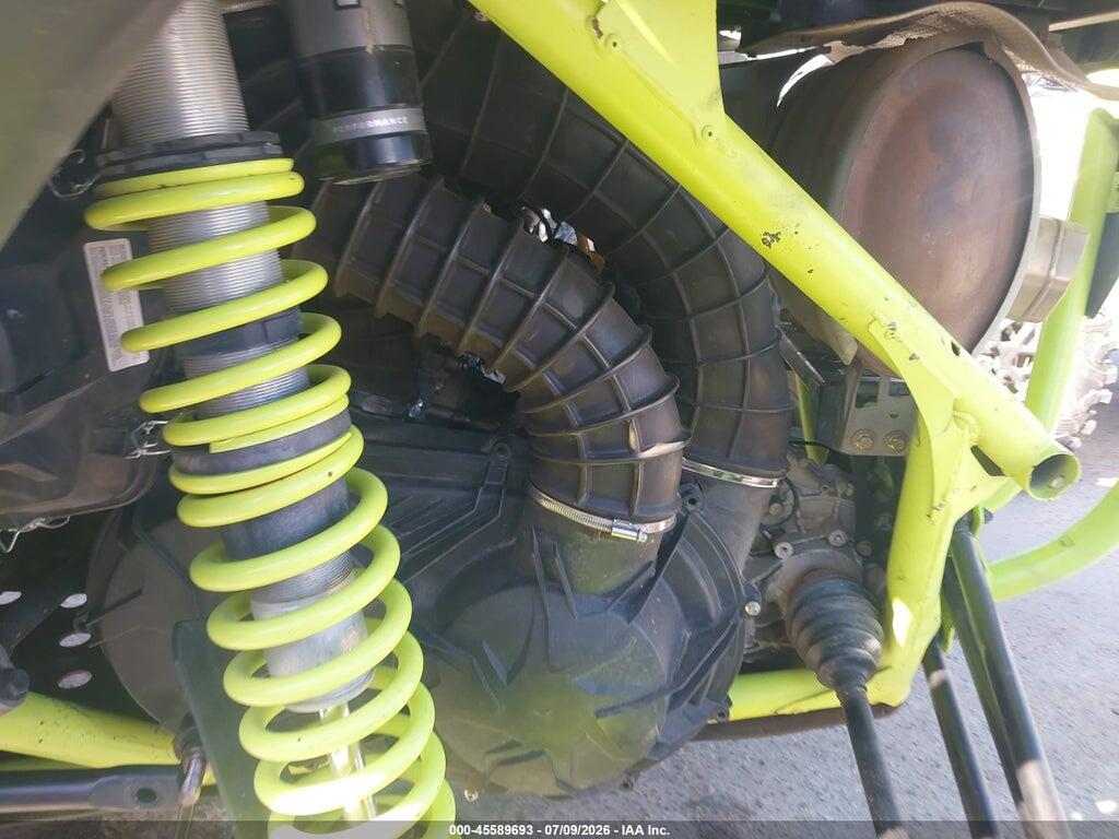 3JBVAAV22MK000635 2021 CAN-AM MAVERICK X3 MAX photo no. 9
