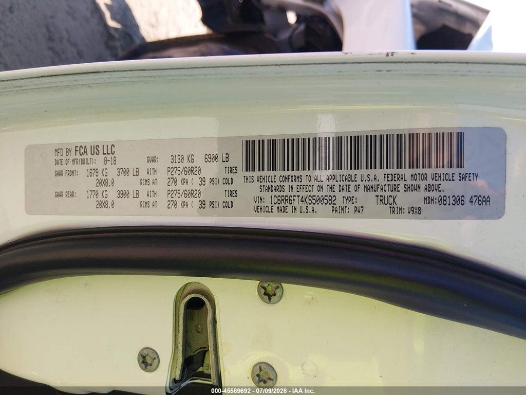 1C6RR6FT4KS500582 2019 RAM 1500 CLASSIC photo no. 9