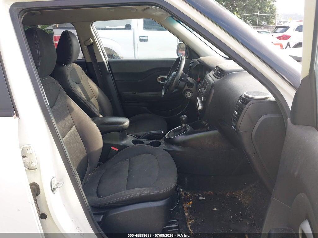 KNDJN2A24G7275762 2016 KIA SOUL photo no. 5