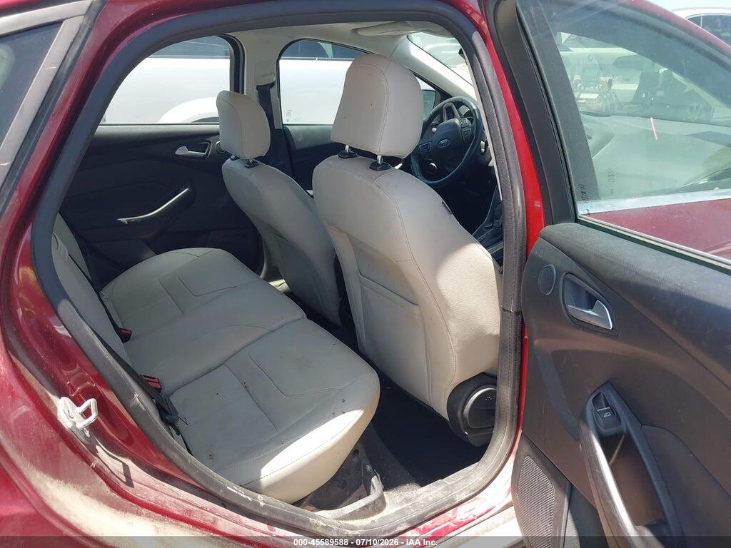 1FADP3J24GL212171 2016 FORD FOCUS photo no. 8