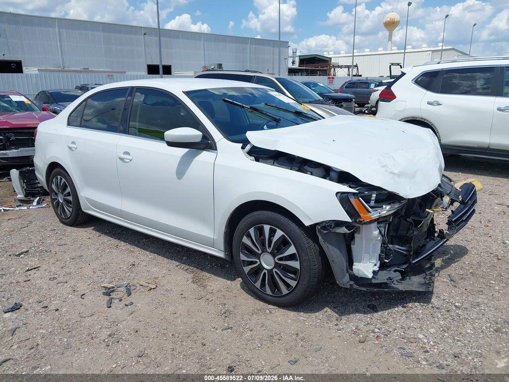 3VW2B7AJ1HM387795 2017 VOLKSWAGEN JETTA photo no. 1