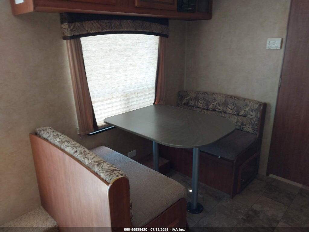 1UJBJ0BM7C18E0101 2012 JAYCO JAY FLIGHT SERIES M- photo no. 10